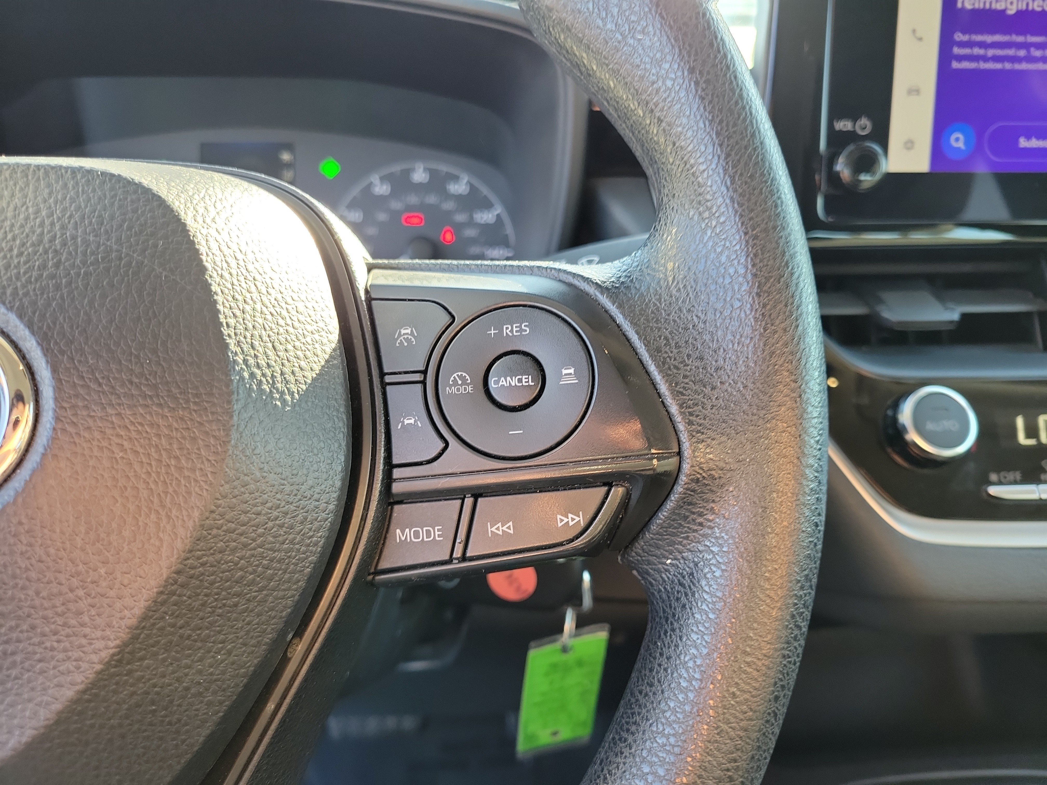 Used 2024 Toyota Corolla LE FWD image 23