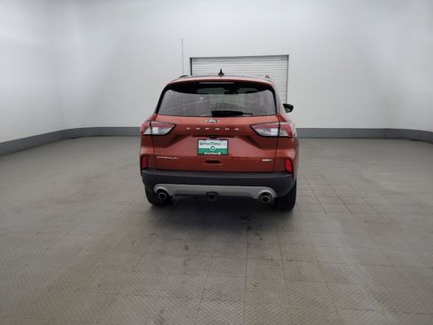 Used 2020 Ford Escape Titanium AWD/4WD image 7