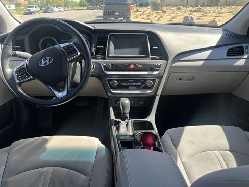 Used 2018 Hyundai Sonata SEL image 4