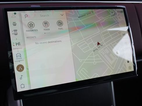 New 2026 Land Rover Range Rover SE image 18