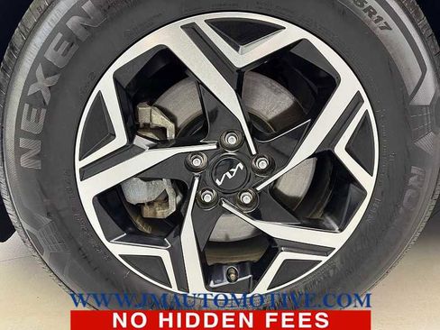Used 2024 Kia Sportage LX AWD/4WD image 9