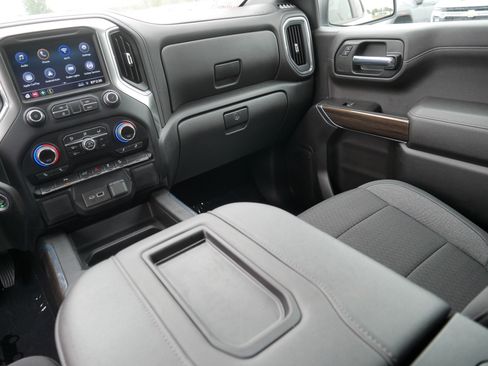 Certified 2022 Chevrolet Silverado 1500 LT Trail Boss w/ Safety Package AWD/4WD image 11