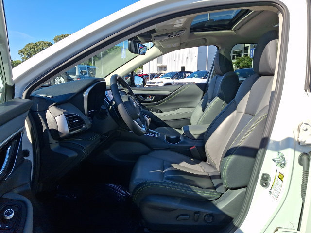 Used 2023 Subaru Outback Onyx Edition XT AWD/4WD image 13
