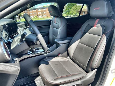 New 2026 Chevrolet Trax RS w/ Sunroof Package FWD image 14