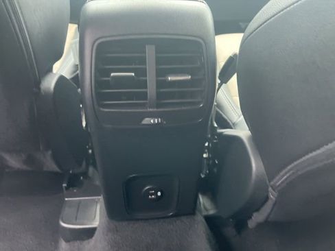 Used 2022 Ford Escape Titanium w/ Titanium Elite Package image 16