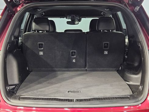 Used 2024 Jeep Grand Cherokee Altitude image 18