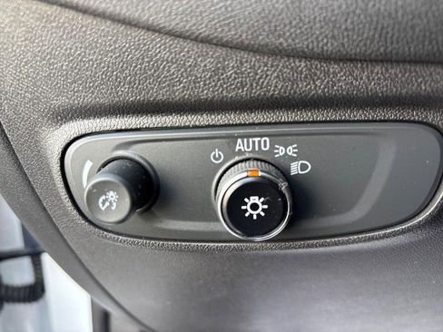 Used 2023 Chevrolet Equinox RS AWD/4WD image 16