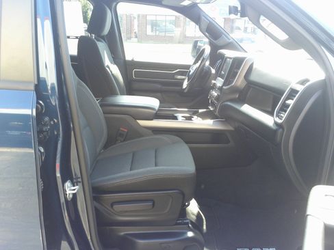 Used 2022 RAM 1500 Big Horn AWD/4WD image 29