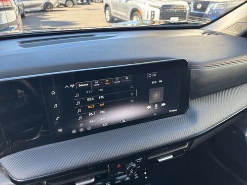 Used 2026 Nissan Kicks SR AWD/4WD image 20