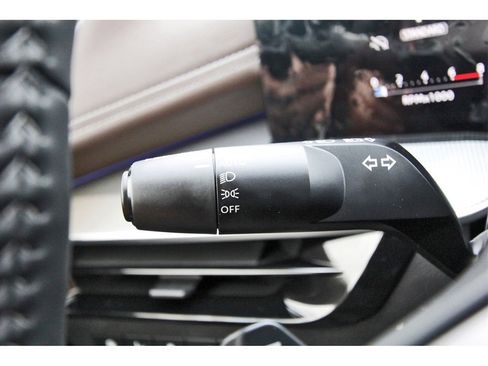 Used 2025 Nissan Murano Platinum image 13