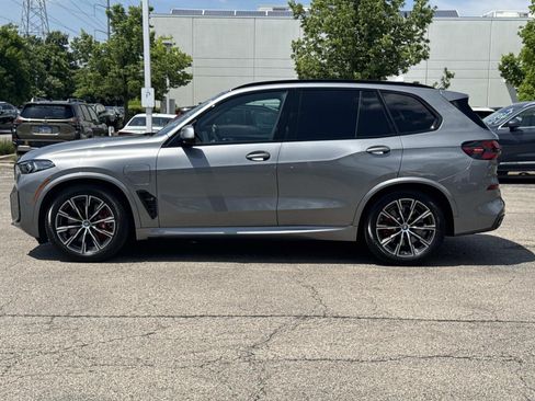 Used 2024 BMW X5 xDrive50e w/ Executive Package AWD/4WD image 8