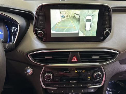 Used 2020 Hyundai Santa Fe Limited image 15