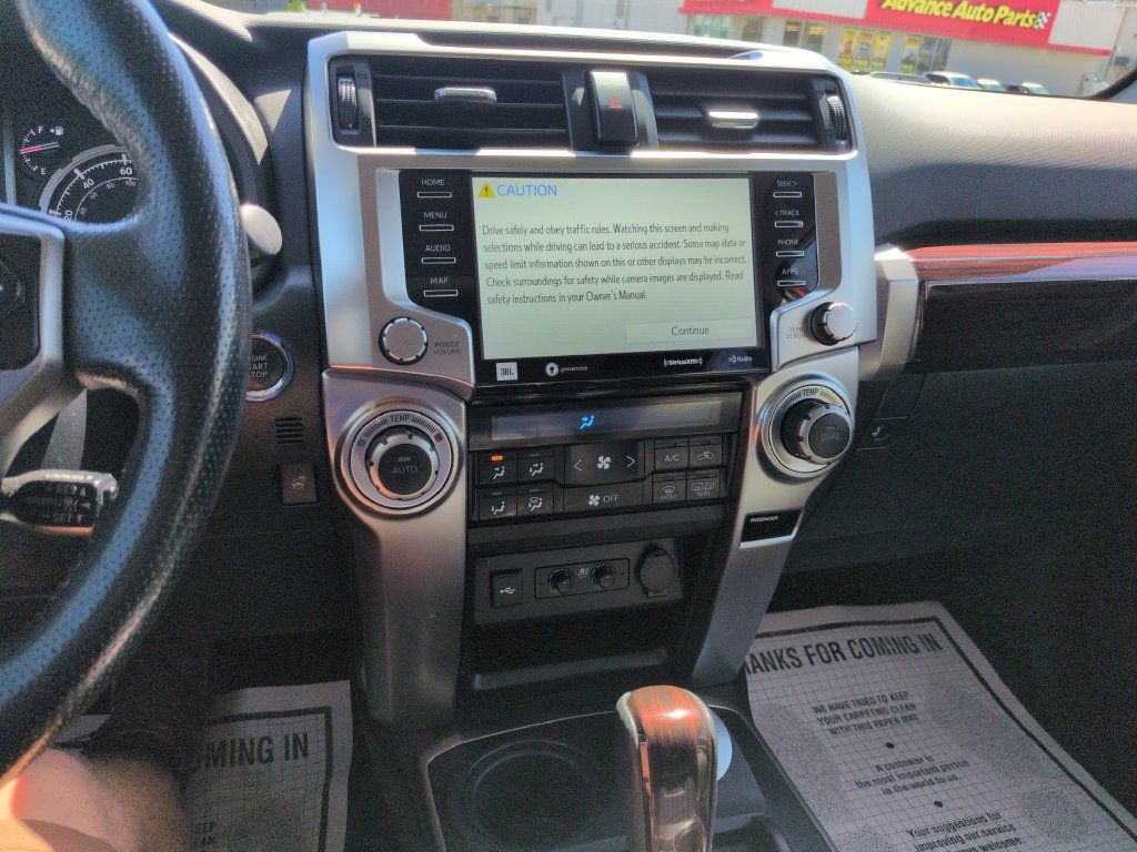 Used 2024 Toyota 4Runner Limited AWD/4WD image 17