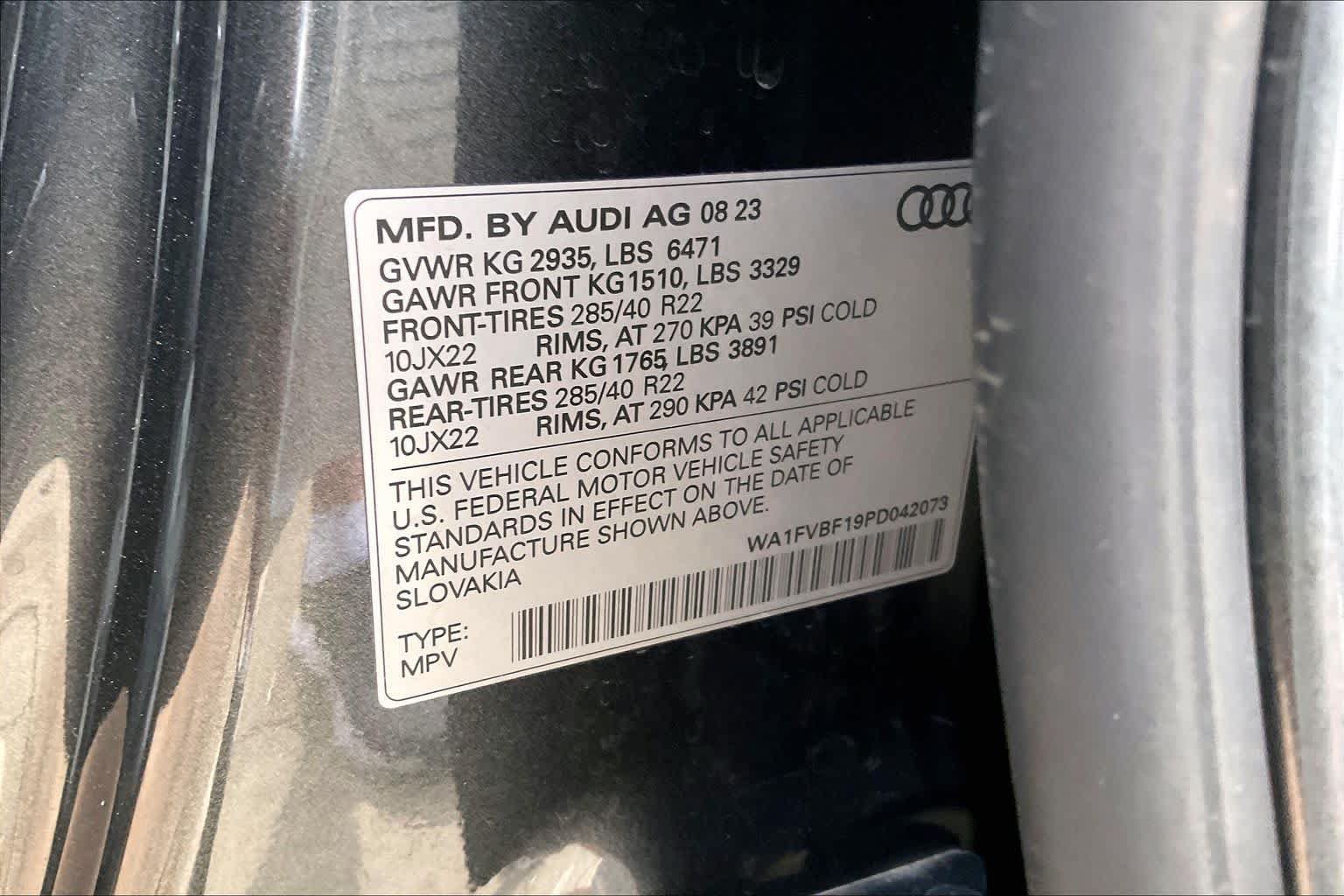 Used 2023 Audi Q8 Prestige AWD/4WD image 32