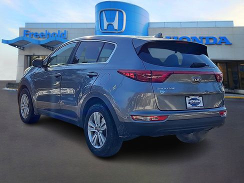 Used 2018 Kia Sportage LX image 5