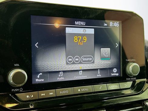 Used 2024 Nissan Pathfinder Rock Creek AWD/4WD image 12