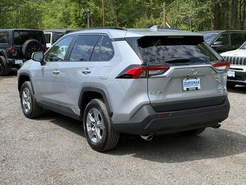 Used 2025 Toyota RAV4 XLE w/ Convenience Package image 4