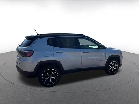 Used 2025 Jeep Compass Limited AWD/4WD image 14