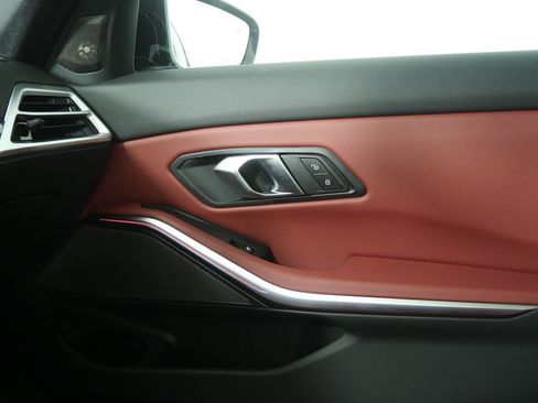 Used 2025 BMW M340i xDrive image 31