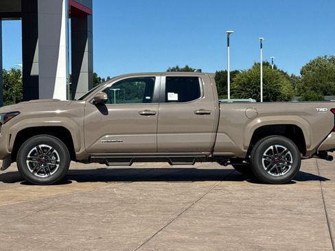New 2026 Toyota Tacoma TRD Sport w/ TRD Sport Premium Package AWD/4WD image 7