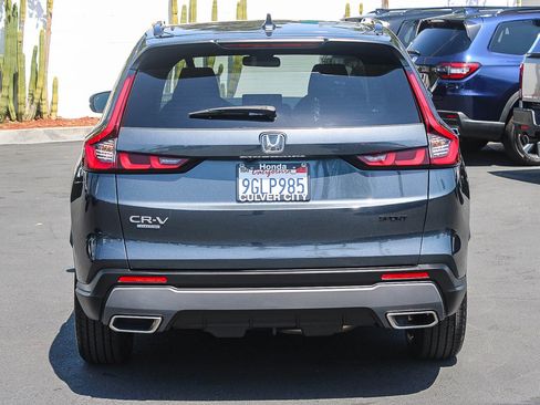 Used 2023 Honda CR-V Sport image 8