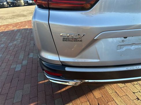 Used 2022 Honda CR-V Touring image 9