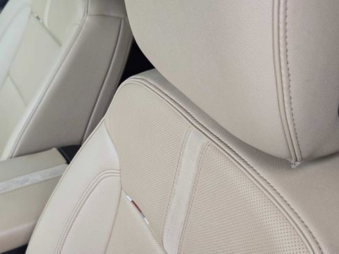 Used 2022 Chevrolet Blazer Premier w/ Enhanced Convenience Package image 15