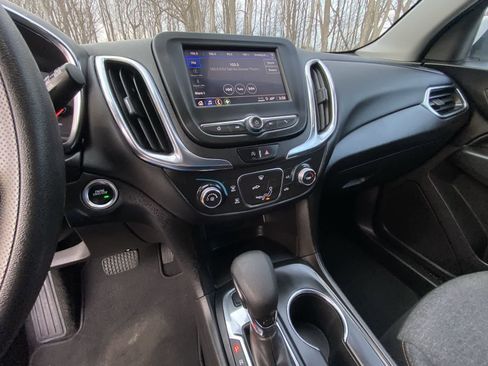 Used 2022 Chevrolet Equinox LT image 26