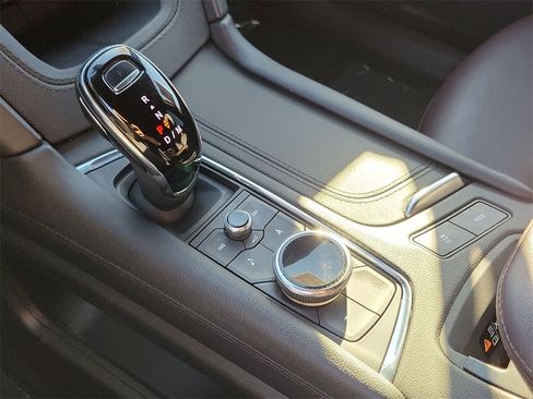 Used 2023 Cadillac XT6 Premium Luxury image 16