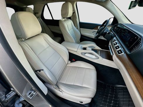 Certified 2023 Mercedes-Benz GLE 350 4MATIC w/ Premium Package image 28