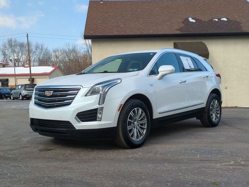 Used 2017 Cadillac XT5 Luxury w/ Driver Awareness Package image 1