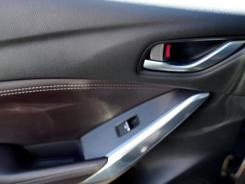 Used 2016 MAZDA MAZDA6 Grand Touring w/ GT Technology Package image 19