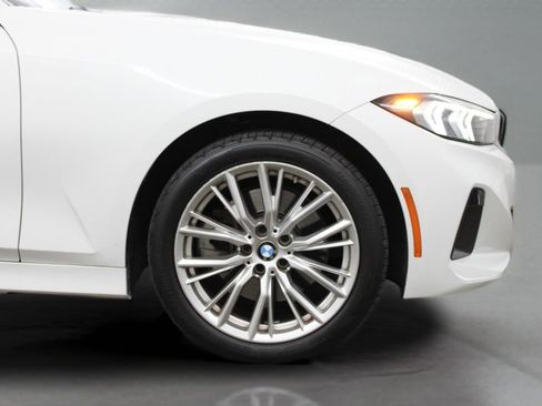 Used 2024 BMW 330i Sedan w/ Convenience Package RWD image 14