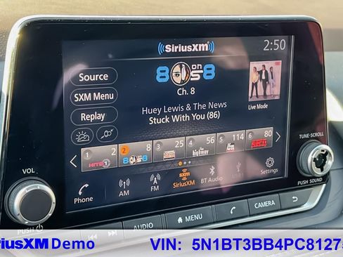 Used 2023 Nissan Rogue SV image 40