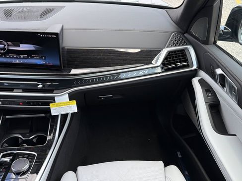 New 2027 BMW X7 xDrive40i w/ M Sport Package AWD/4WD image 18
