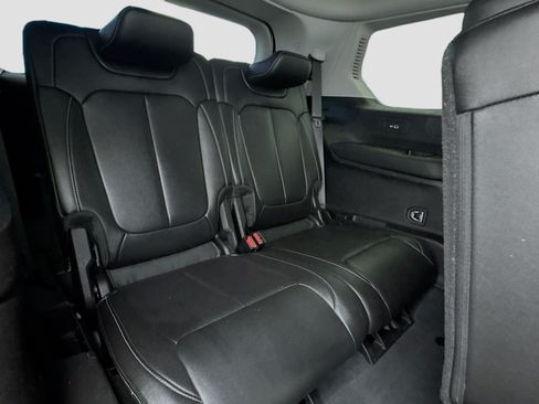 Used 2023 Jeep Grand Cherokee L Limited AWD/4WD image 19
