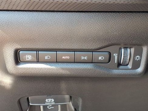 New 2026 Jeep Cherokee Limited AWD/4WD image 17