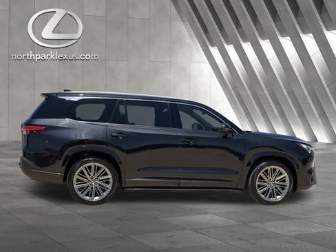 Certified 2024 Lexus TX 350 FWD w/ Technology Package image 4