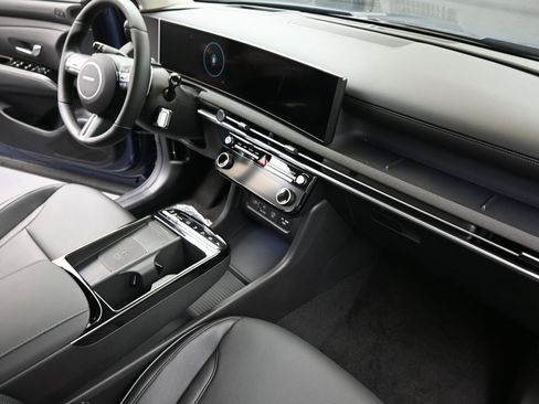 New 2026 Hyundai Tucson Limited image 13