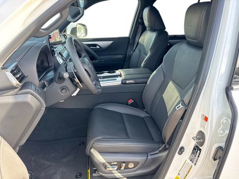 New 2026 Lexus LX 700h F Sport AWD/4WD image 22