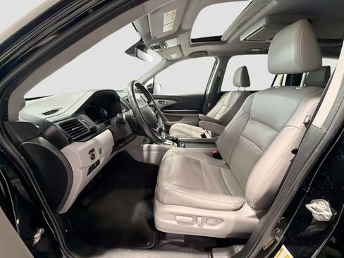Used 2019 Honda Pilot Elite image 19