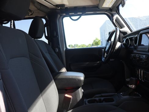 Used 2021 Jeep Wrangler Unlimited Sport AWD/4WD image 8