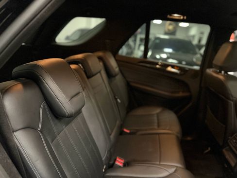 Used 2018 Mercedes-Benz GLE 350 4MATIC w/ Premium 1 Package image 40