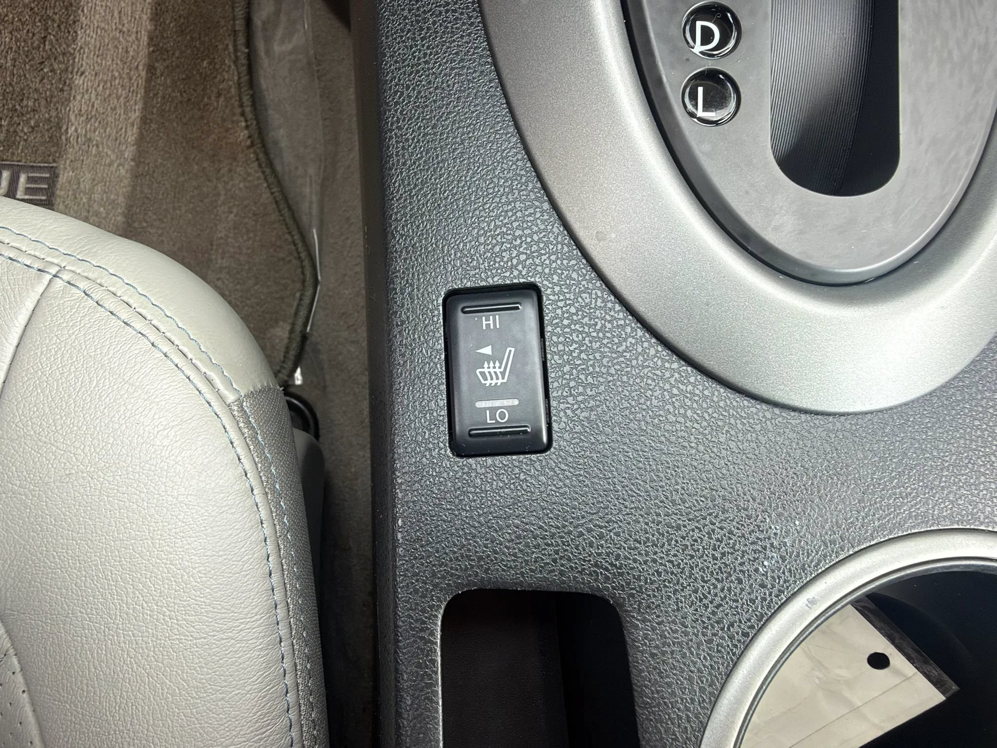 Used 2011 Nissan Rogue SV w/ SL Pkg AWD/4WD image 24