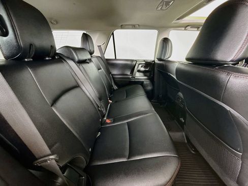 Certified 2023 Toyota 4Runner TRD Off-Road Premium w/ Moonroof Package AWD/4WD image 29