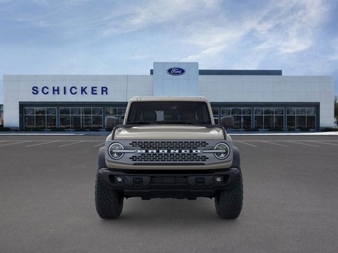 New 2025 Ford Bronco Badlands w/ Sasquatch Package AWD/4WD image 6