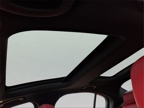 Used 2023 Alfa Romeo Giulia Veloce image 20