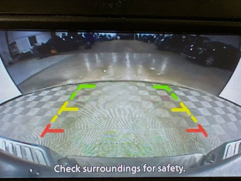 Used 2021 Nissan Frontier SV w/ SV Utility Package image 25