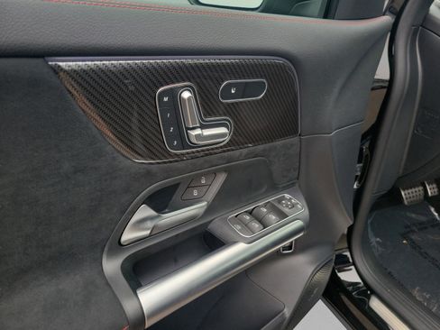 New 2026 Mercedes-Benz GLA 35 AMG 4MATIC image 15