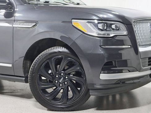 Used 2022 Lincoln Navigator L Reserve image 5